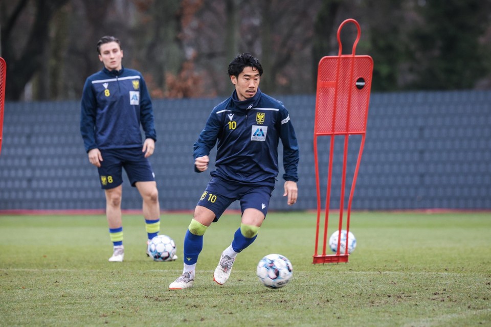 Shinji Kagawa stond woensdag al op het trainingsveld. 