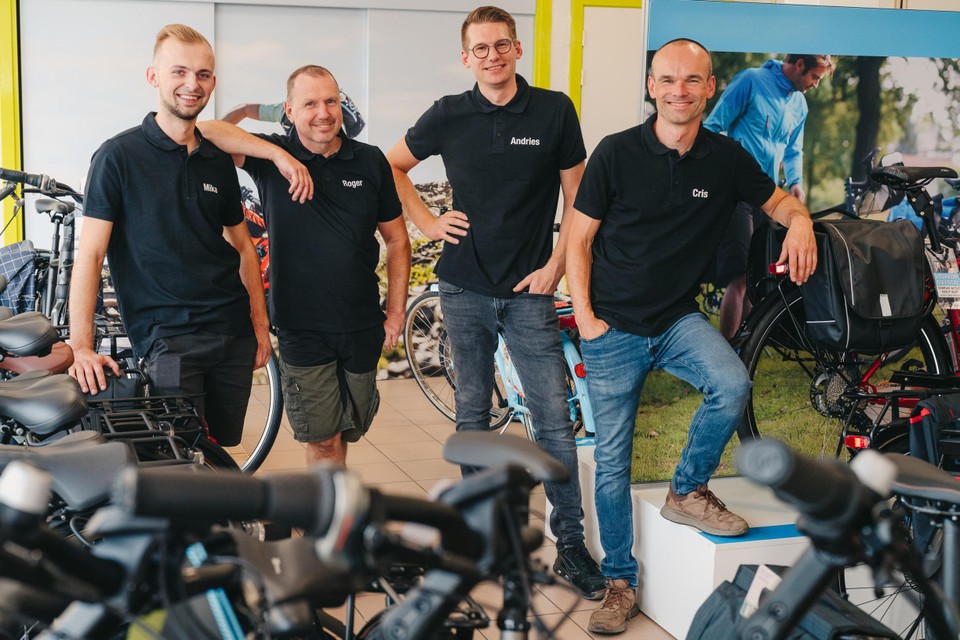 Het team van Beliën Bikes &amp; Garden: Mika Coumans,  Roger Bax, Andries Beliën en Cris Fransen