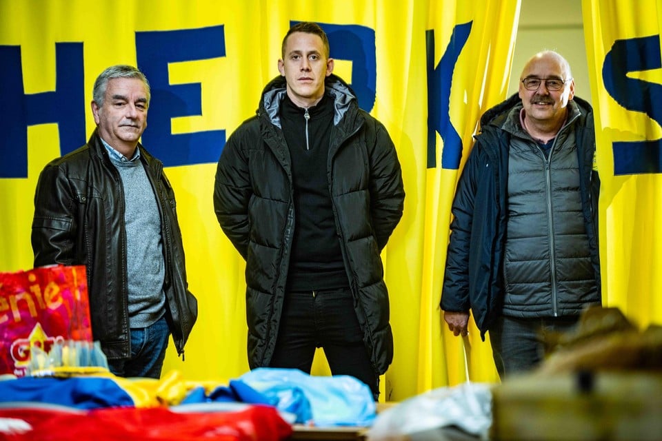 Frederik Brebels met Filip Bousmanne (rechts) en Ronny Pascal van Herk Sport: “We hebben hem een contract van 2,5 jaar aangeboden. Hij is dus een werknemer van ons.” 