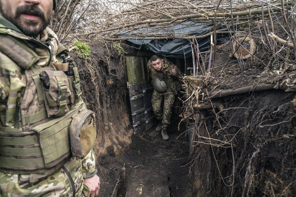 Met onder andere het irriterende chloorpicrine probeert Rusland de Oekraïners uit hun loopgraven de jagen.