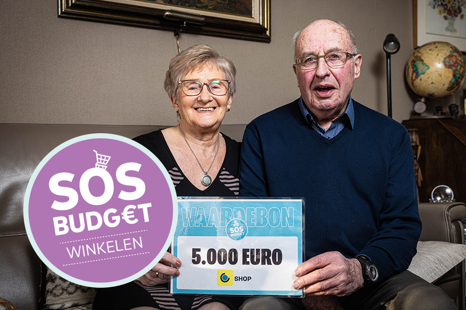 Jan Willekens (80) en Adrienne Kwanten (80) uit Pelt winnen een waardebon van 5.000 euro die ze kunnen spenderen in de webshop van HBvL.