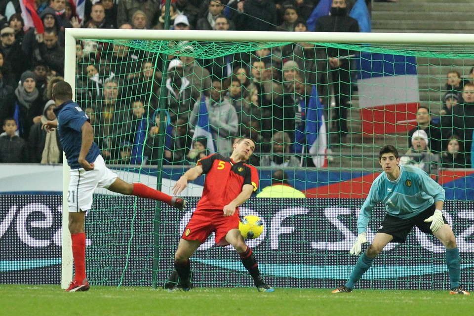 15 november 2011: Courtois viert zijn debuut als Rode Duivel tegen Frankrijk en pakt meteen een clean sheet (0-0).  