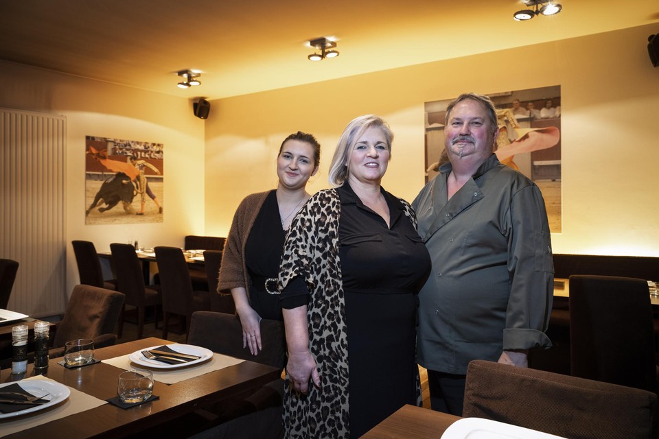 Sandra Van Genechten (50) en Pieter Lauwers (53) uit Balen zijn de nieuwe eigenaars van tapasbar Olé Olé in Hasselt. 