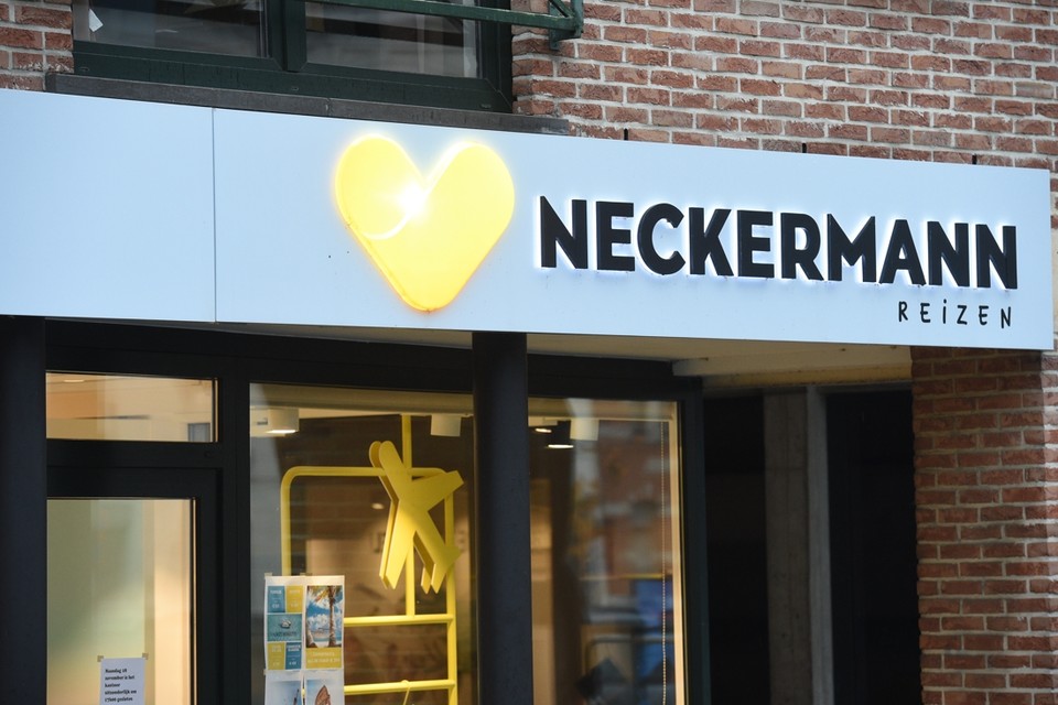 62 winkels gingen opnieuw open onder de merknaam Neckermann. 
