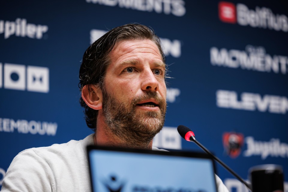 Rik De Mil blijft tot het einde van het seizoen hoofdcoach van Club Brugge.