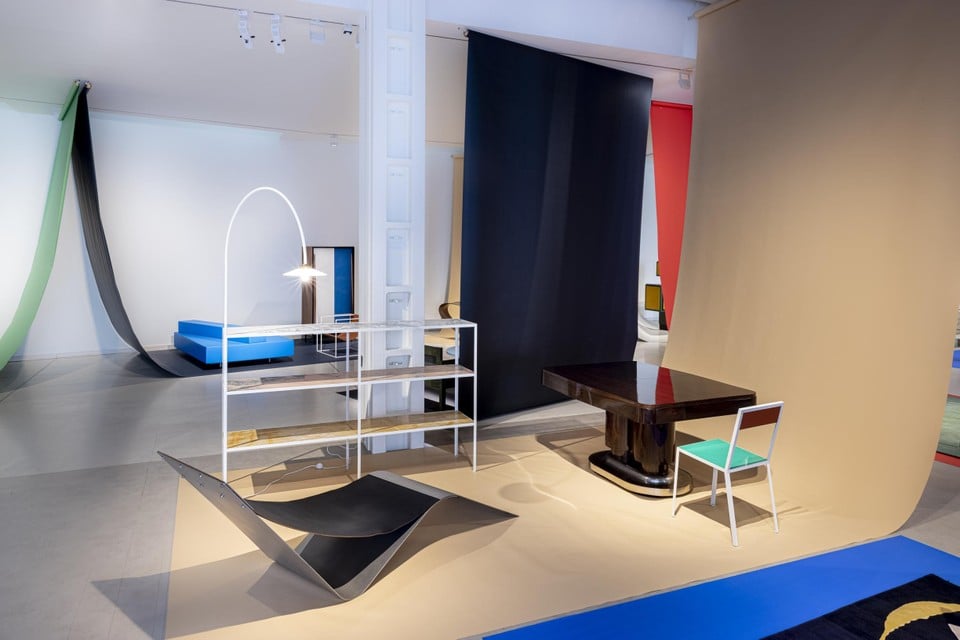 De chaise longue was recent te zien tijdens een tentoonstelling in het Design Museum Gent. 