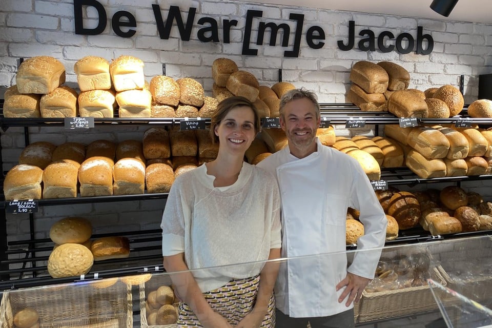 In het Truiense Schurhoven openden Sven Timmermans (42) en Mieke Claes zopas hun nieuwe brood- en banketzaak. 