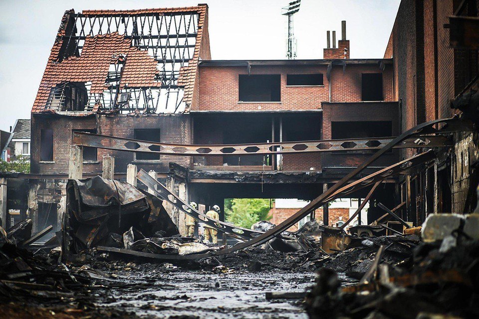 Op 11 augustus 2019 brak brand uit in het vervallen pand op de Koolmijnlaan. Daarbij kwamen twee brandweermannen om het leven.