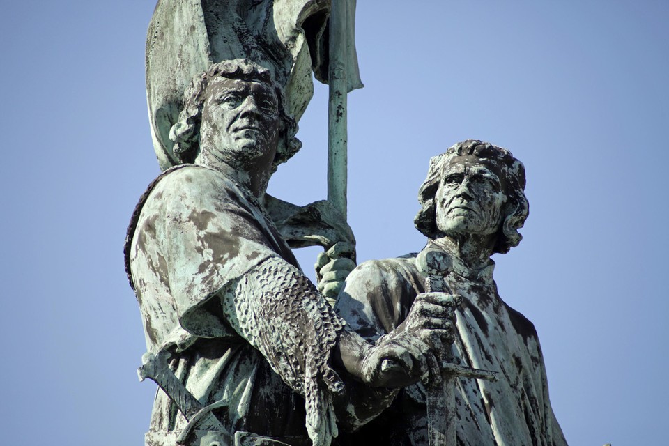 Het Brugse standbeeld van Jan Breydel en Pieter de Coninck.