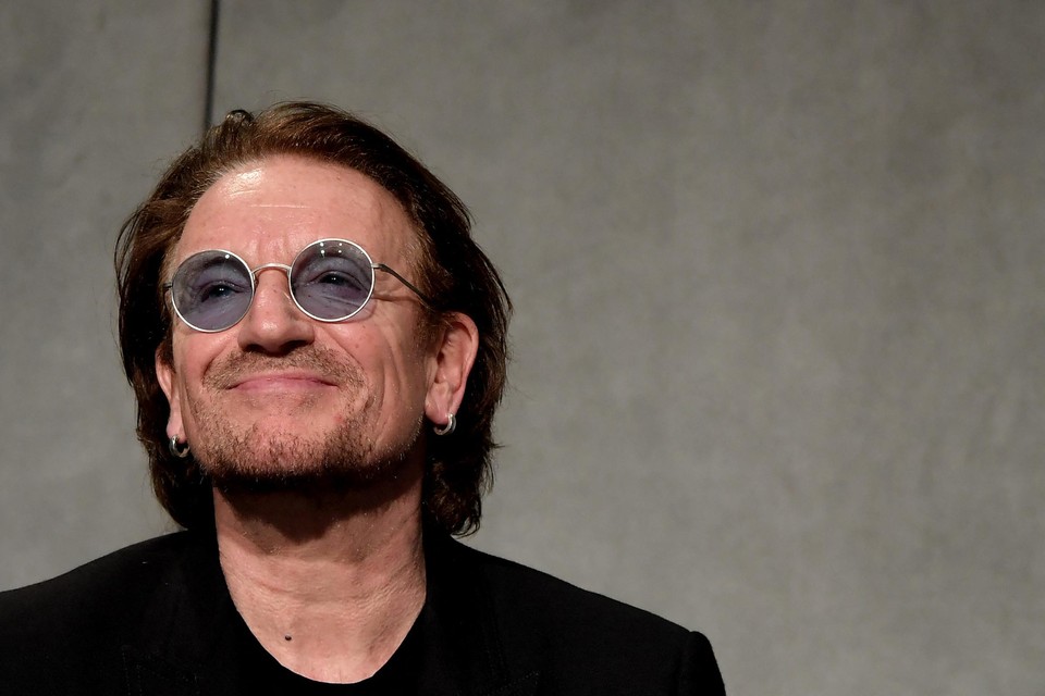In zijn memoires ‘Surrender’ blikt Bono, de frontman van rockband U2, terug op de voorbije 62 jaar. 