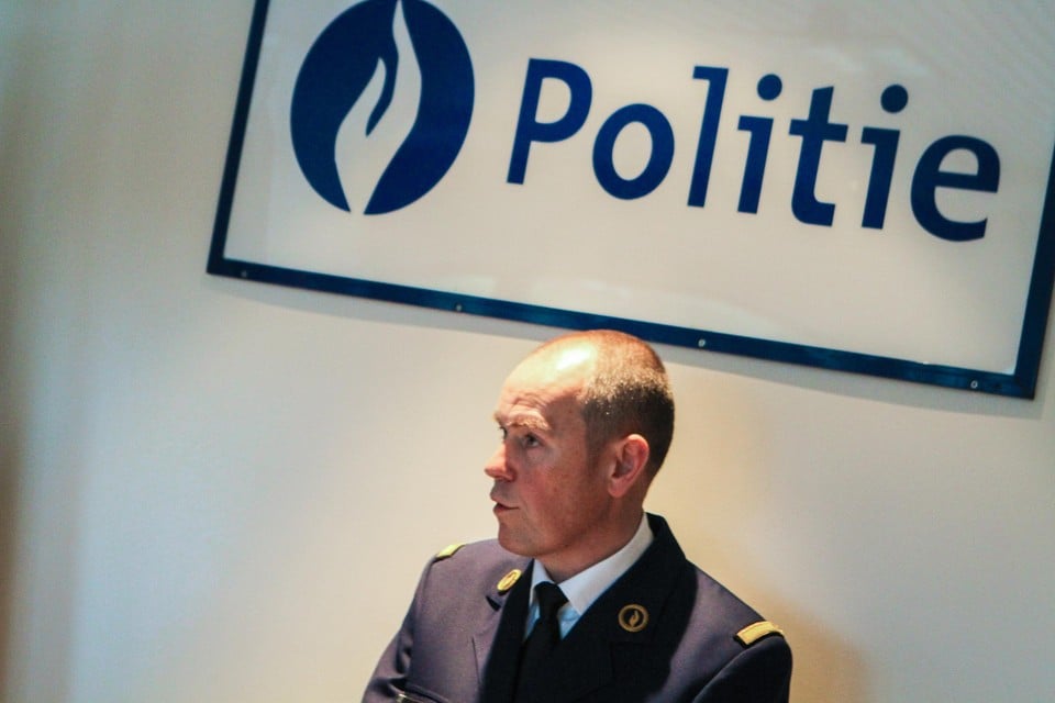 Ronin Cox in 2019 tijdens de eedaflegging bij de politiezone Maasland. Hij is nu de enige kandidaat in Lanaken-Maasmechelen. 