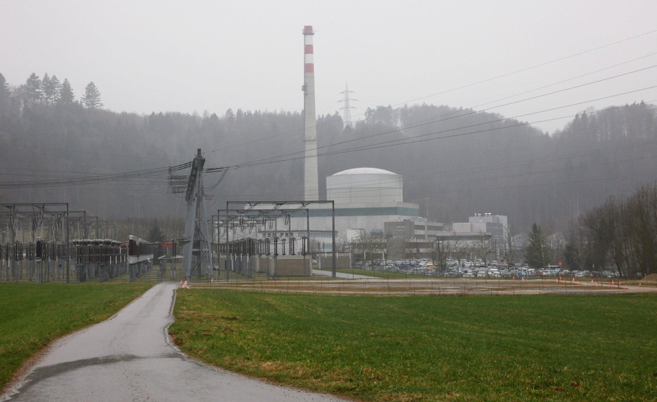 De Muhleberg kerncentrale nabij de Zwitserse hoofdstad Bern,