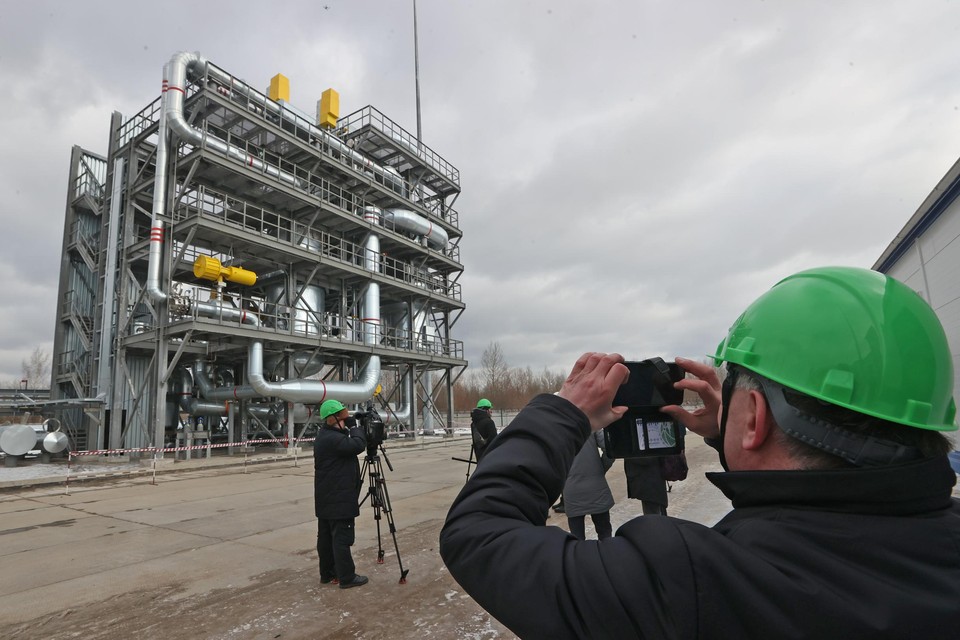 Een lng-testfaciliteit nabij St. Petersburg. Rusland ontbeert materiaal om nieuwe lng-terminals te bouwen waarmee het zijn gas verder dan Europa kan exporteren.  