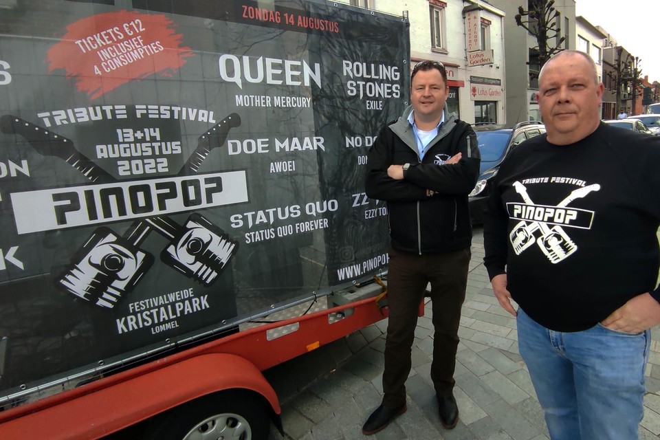 Pascal Faes en Karl Berghmans verhuizen Pinopop naar de festivalweide op Kristalpark.  
