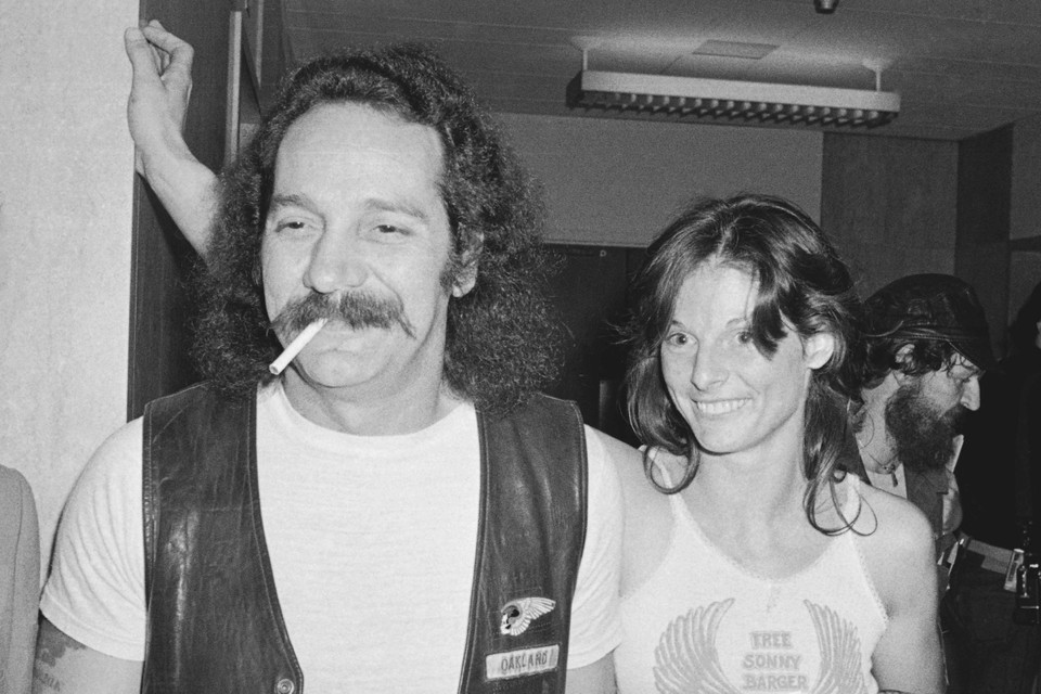 Sonny Barger en zijn tweede vrouw Sharon Gruhlke in 1980. 