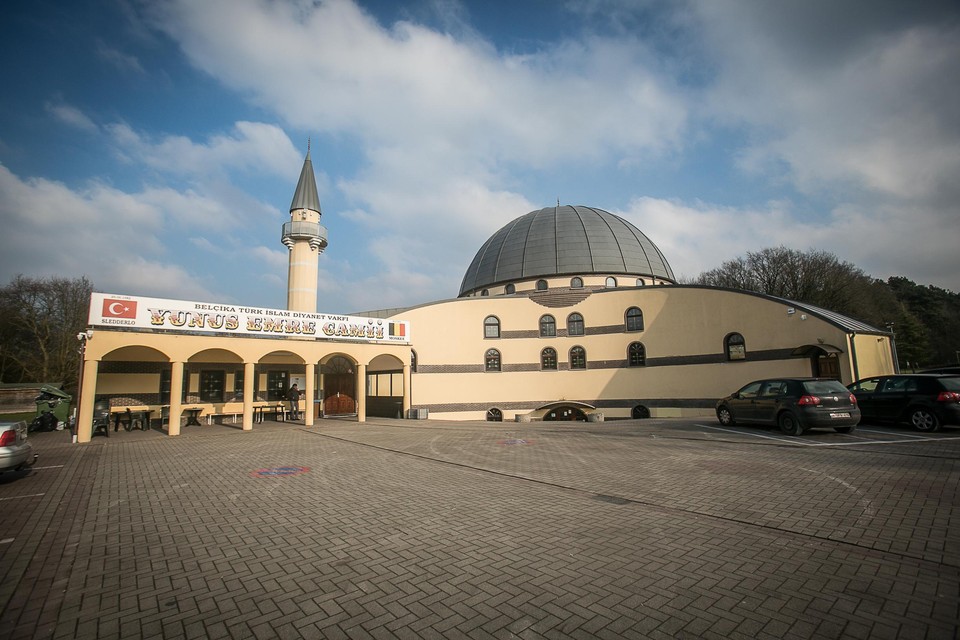 De Diyanet-moskee in Genk-Sledderlo. 