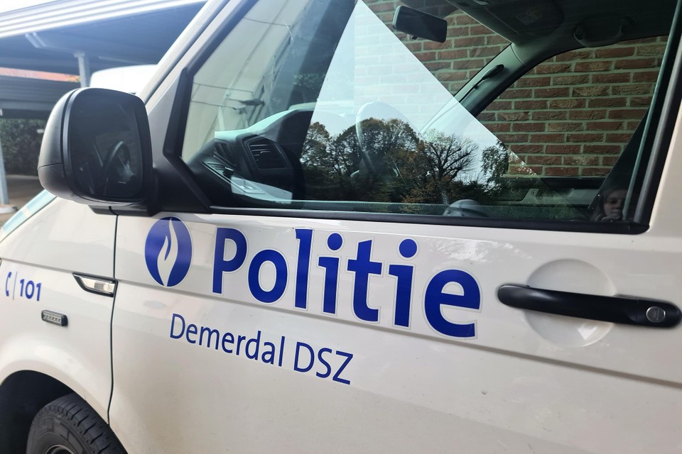 De politie werkte samen met de Vlaamse belastingsdienst.