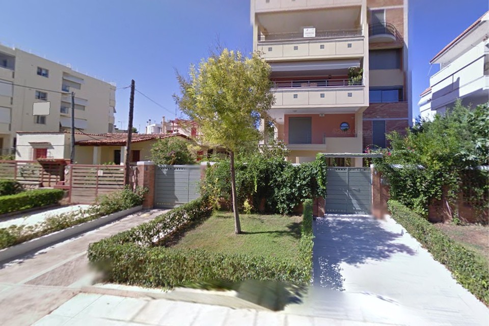  Voor dit appartementsgebouw in Athene werd de Belg neergeschoten 