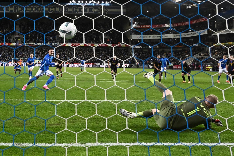 De commotie rond de strafschop verdoezelde de non-match van leider Anderlecht.