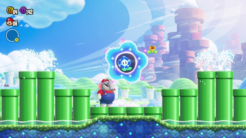 Hij loopt er al bij met een slurf, maar dan moet Mario deze Wonderbloem nog grijpen.
