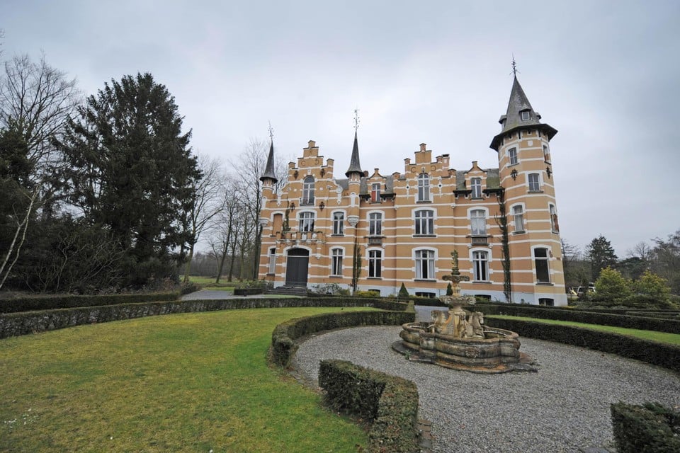 Archiefbeeld 2008. “Het kasteel speelde lange tijd een sleutelrol in het sociale leven van de Achelaars”, vertelt Luc Van De Sijpe van de heemkundige kring.  