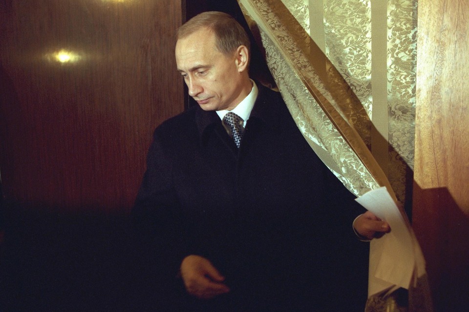 ‘Poetin (foto uit 1999) is een “nationalist by choice”. Hij gebruikt het nationalisme om aan de macht te kunnen blijven.’