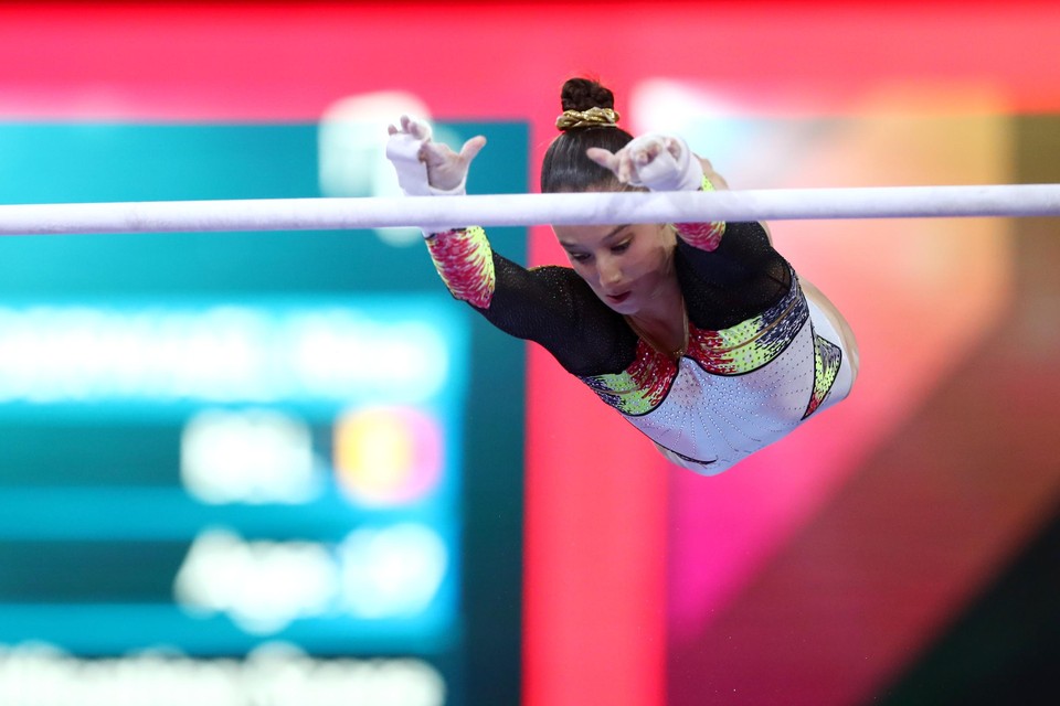 Op 12 oktober 2019 zweefde, wentelde, slingerde en sprong Nina Derwael naar WK-goud op de brug. Sindsdien is ze niet meer in competitie getreden. 