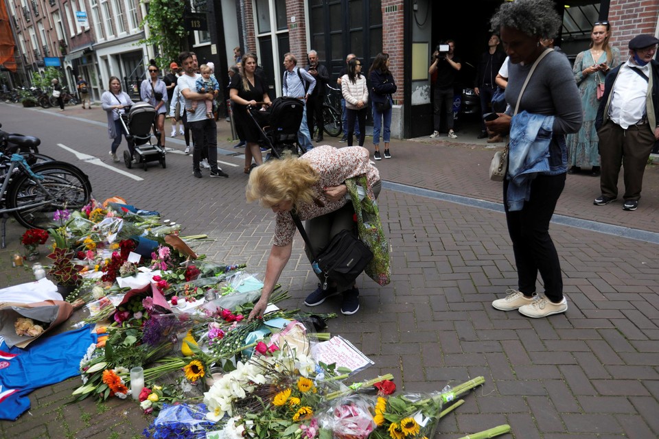 Leggen we binnenkort ook bloemen voor een neergeschoten journalist in een Belgische straat? 