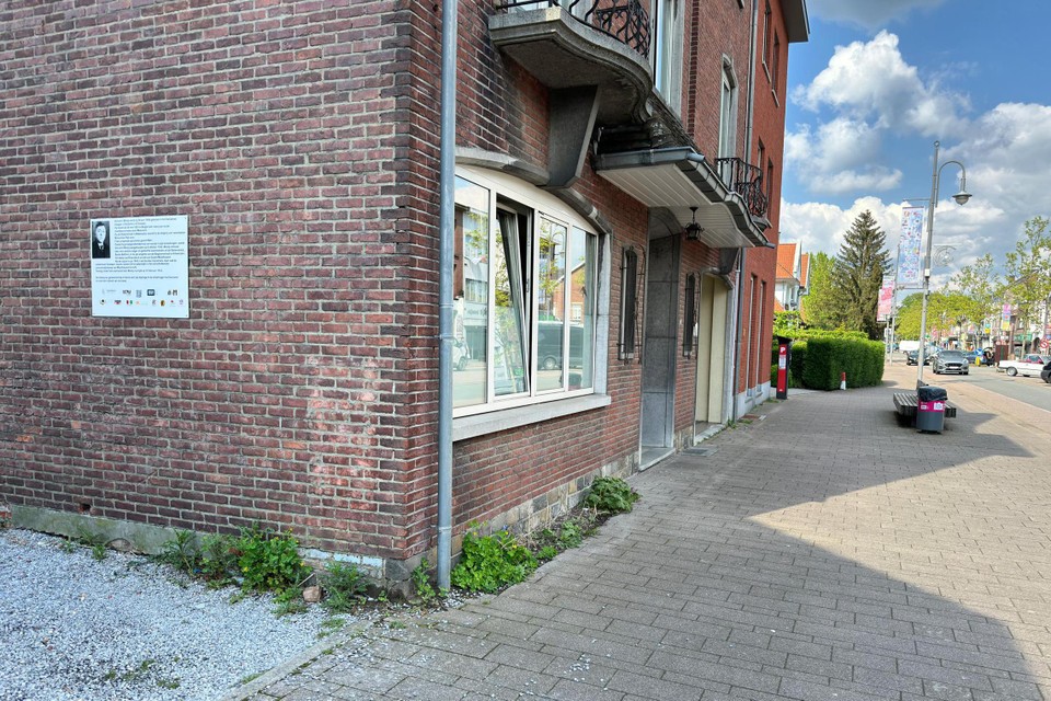 Giovanni Mislej krijgt op 8 mei hulde in de Stalenstraat. In dit huis had hij ooit een slagerij. Een gedenkplaat herinnert aan zijn verhaal.