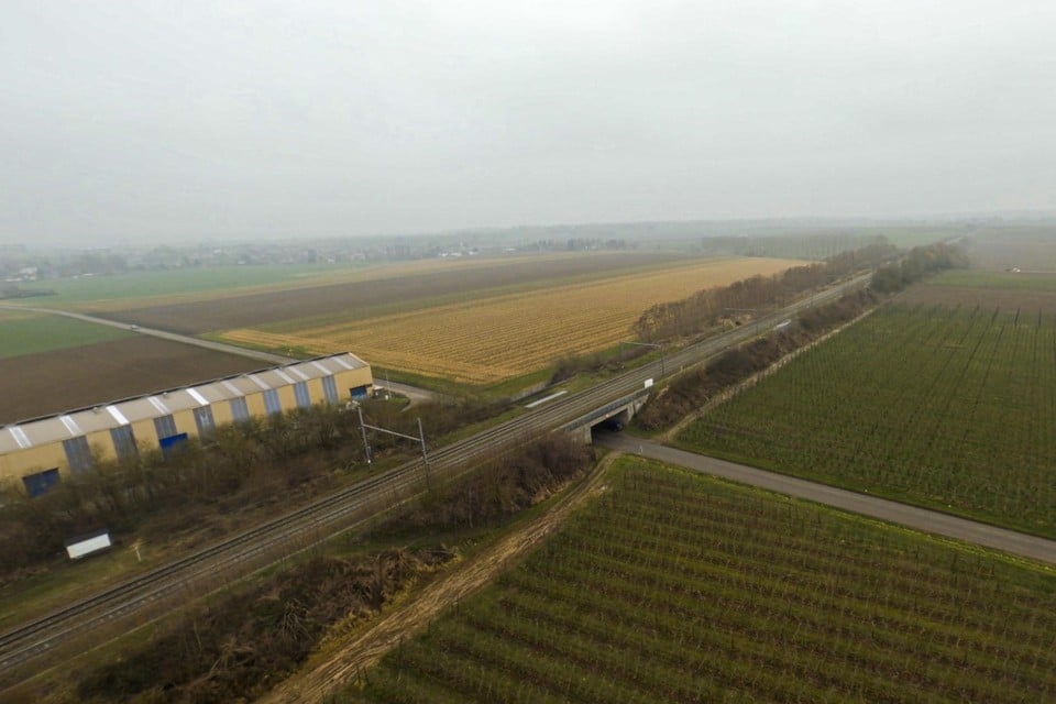De zes windmolens zijn gepland in dit landschap pal op de grens met ’s-Gravenvoeren. 