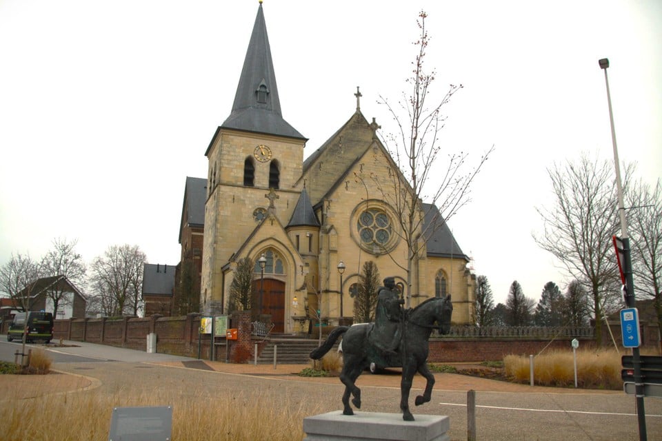 De Sint Willibrorduskerk is vandaag deels sacraal en buurthuis. Een geslaagde herbestemming, een voorbeeld in Vlaanderen.