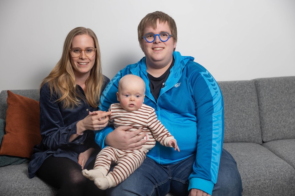 Jorik Baldewijns met partner Julie en zoontje Georges (4 maanden).
