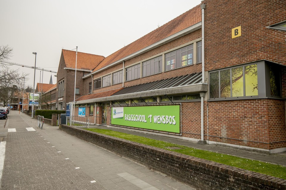Basisschool ’t Wensbos in de Frans Coeckelbergsstraat. 