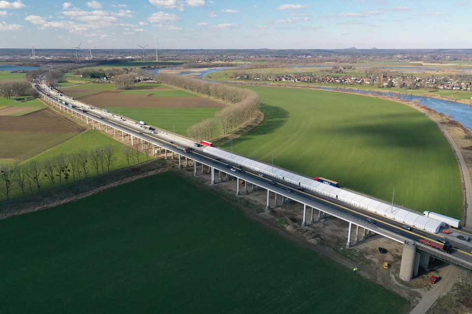 In 2023 zullen onder meer de renovatiewerken aan het viaduct van de E314 over de Maas in Boorsem (Maasmechelen) worden afgerond.