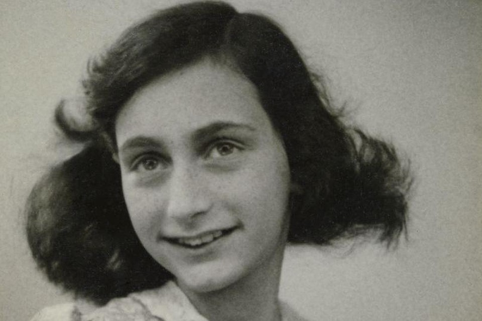 Bijna iedereen kent de naam van Anne Frank wel, maar 27 procent van de Nederlanders weet niet dat zij in een concentratiekamp is gestorven.