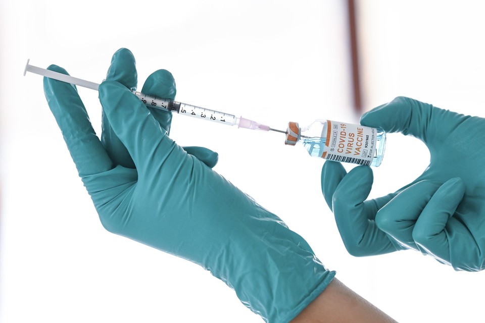 Door de krappe productietermijn zullen bedrijven minder garanties kunnen geven over hun vaccin.  