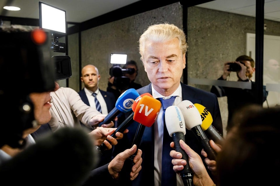De kern van het formatieprobleem is Geert Wilders zelf. Hij won de verkiezingen, maar zijn potentiële regeringspartners vertrouwen hem niet.