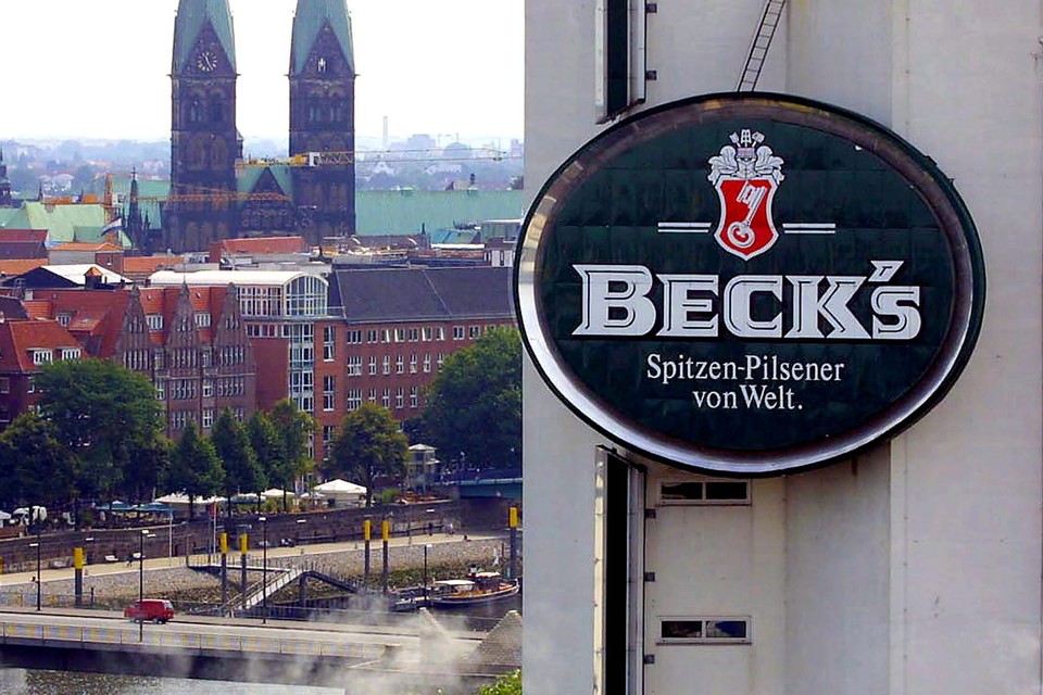 Het logo van Beck’s op de brouwerij in Bremen, de grootste brouwerij van Duitsland. 