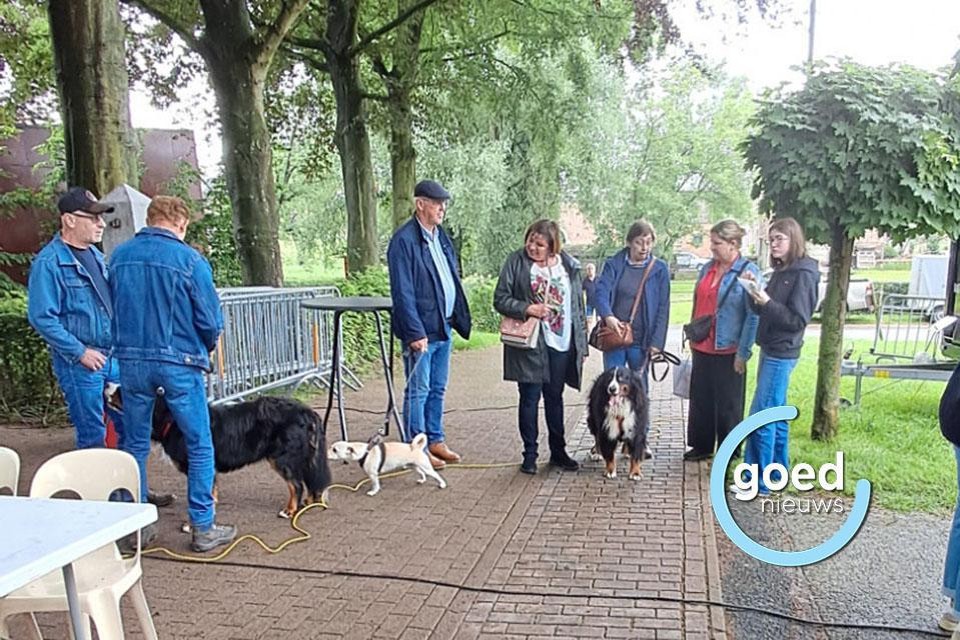 Het hondenevenement in het cultuurhuis Den Dries lokte afgelopen weekend heel wat volk naar Klein-Vorsen.