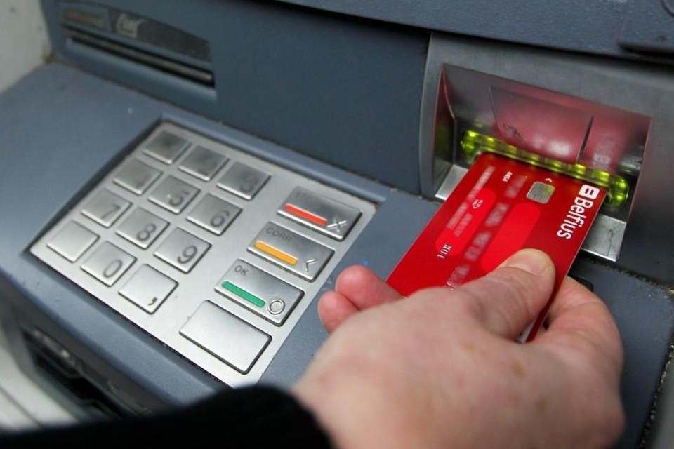 Bankverrichtingen blijven mogelijk via de app of aan de bankautomaten