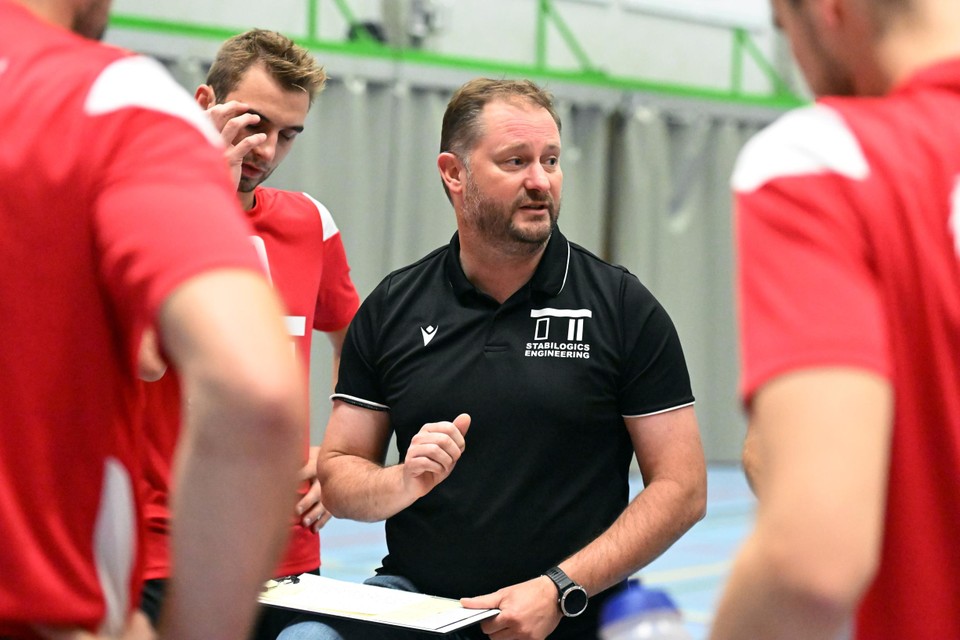 Kris Vanrusselt is de nieuwe coach van het fors versterkte Genk A.