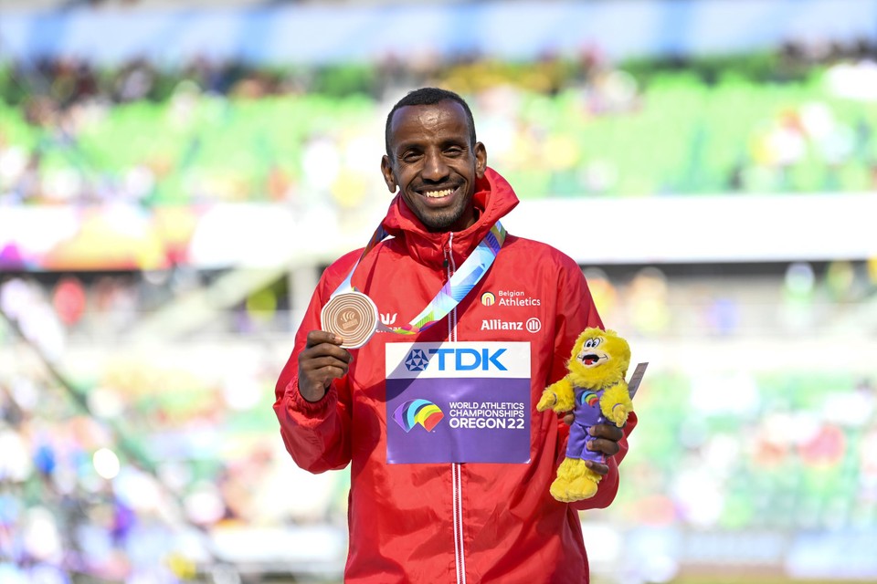 Afgelopen zomer behaalde Bashir Abdi al brons op het WK in Eugene. 