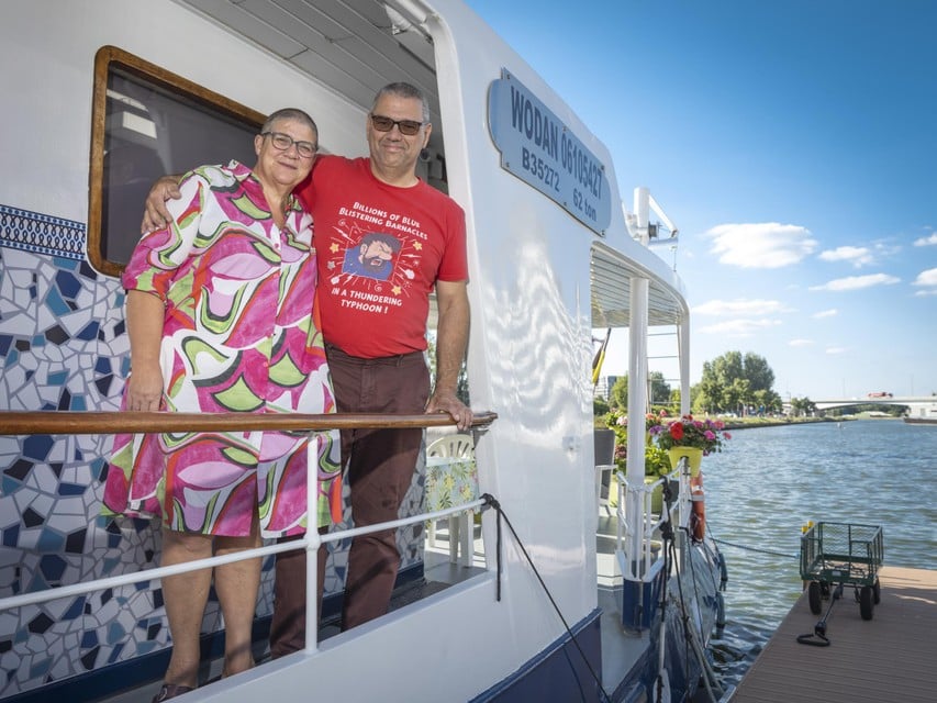Dirk Ramakers en zijn vrouw Lieve zijn al tien jaar eigenaar van de Wodan in de jachthaven van Hasselt. 
