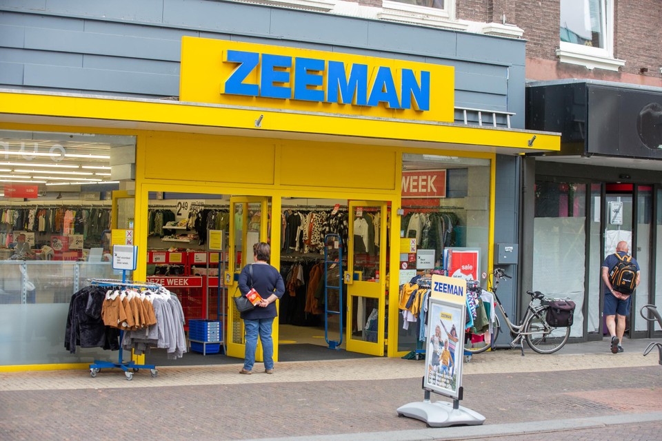 In Nederland kunnen klanten al enkele maanden gebruikte kinderkleertjes kopen. 