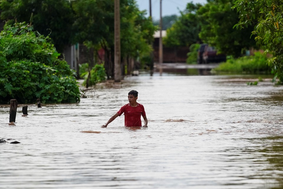 Ook in Tecuala, in de staat Nayarit, viel zware regen. 