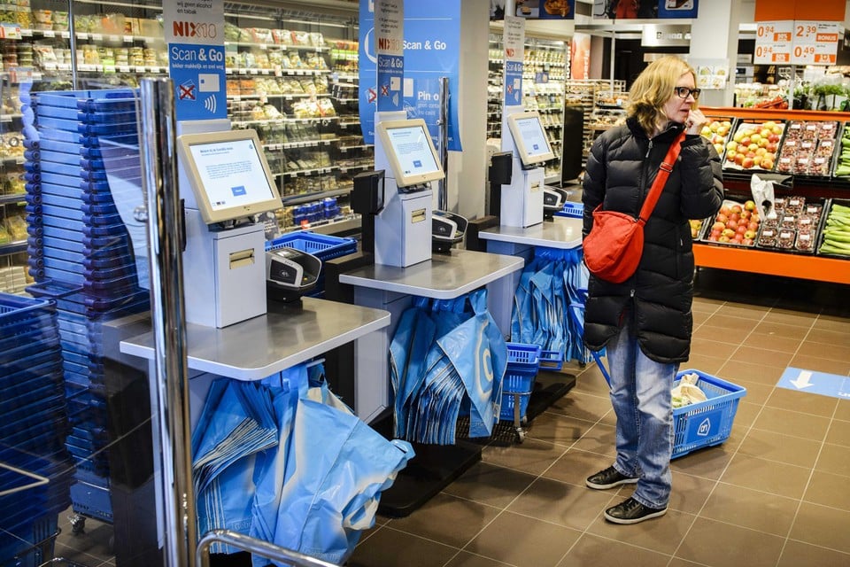 In de Belgische winkels van Albert Heijn wordt één op de twee klanten gecontroleerd.