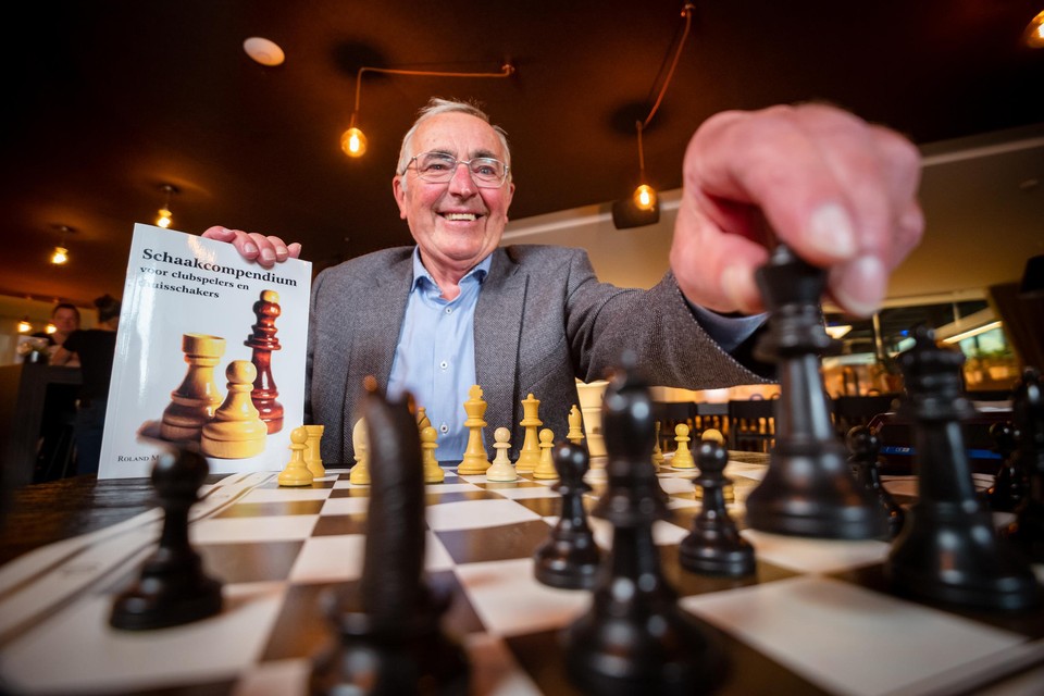 Roland Mebis: “Het verschil tussen een middelmatige en een goede schaker? Oefenen, oefenen en nog eens oefenen.” 