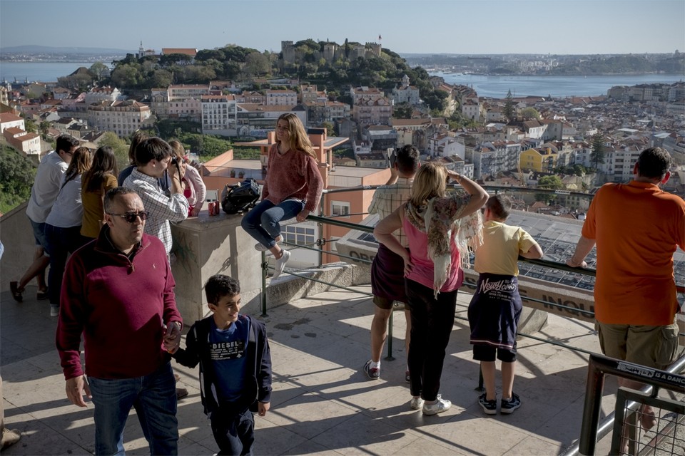 Toeristen in Lissabon in betere tijden. 