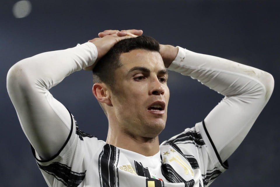 Cristiano Ronaldo en Juventus gingen in de 1/8ste finale van de Champions League na verlengingen onderuit tegen Porto. 
