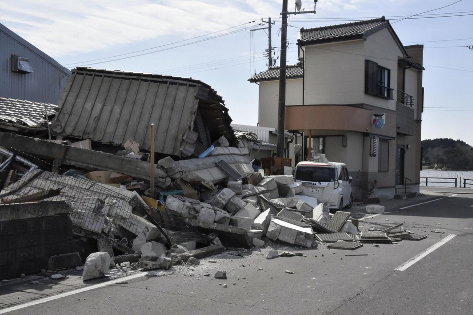 Woensdag werd het land ook al getroffen door een zware aardbeving. 